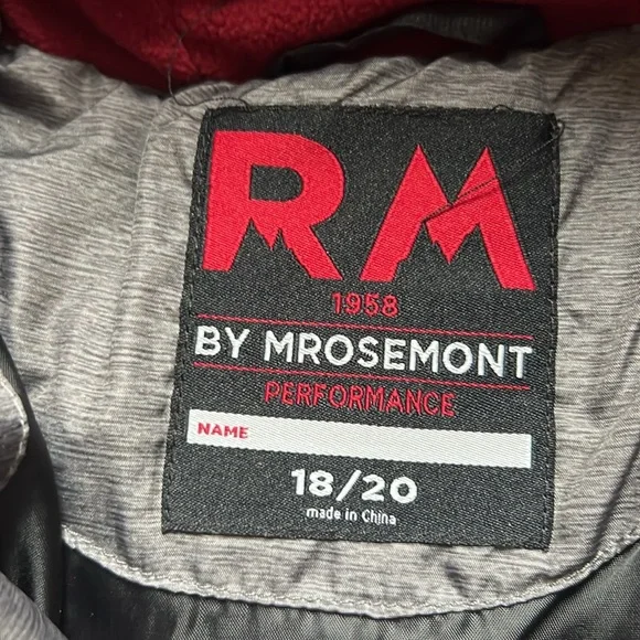 NWOT: Boys Puffer Jacket size 18-20 Fully lined - Picture 5 of 6